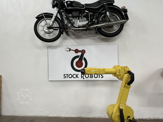 Industrial robot FANUC ARCMATE 100iB R30iA