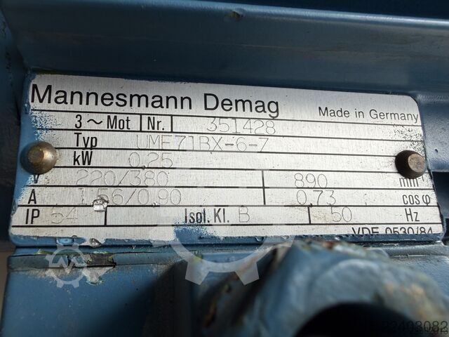 Mannesmann Demag UMF71BX-6-7 S040-B5 0,25 kW 64 U/min i=14 Mannesmann Demag UMF71BX-6-7 S040-B5 0,25 kW 64 obr./min i=14