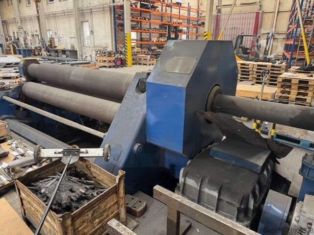 Sheet metal bending machine Strojarne Piesok XZC 3000/25