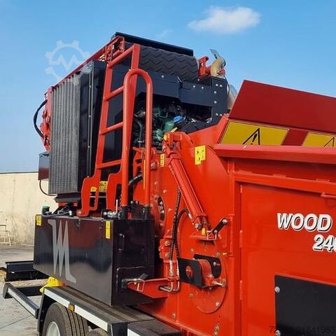 Wood shredder MORBARK WH2400XP
