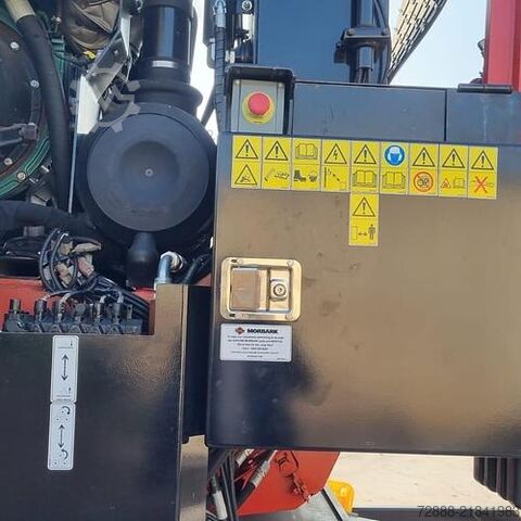 Wood shredder MORBARK WH2400XP
