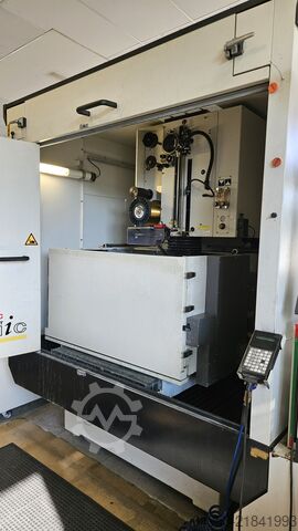 Wire eroding machine FANUC Alpha 1iC XL