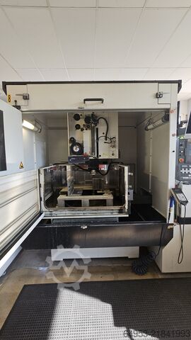 Wire eroding machine FANUC Alpha 1iC XL