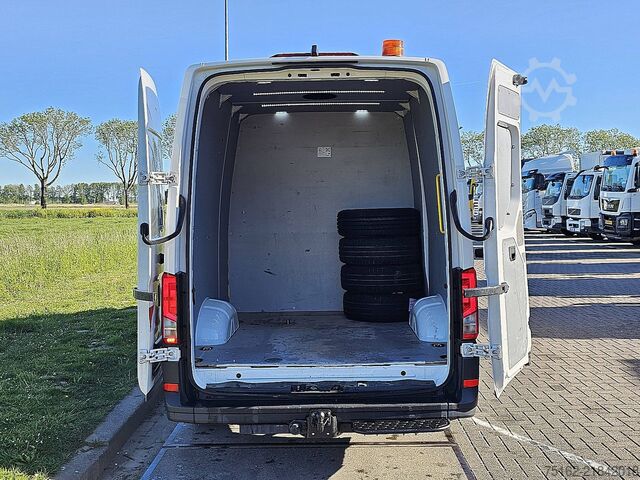 Suitcase VOLKSWAGEN CRAFTER 2.0 L3H3 Navi Euro6 AC!