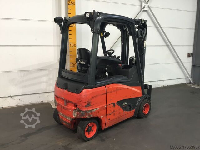 Elektro 4 Rad-Stapler Linde E20PH-02