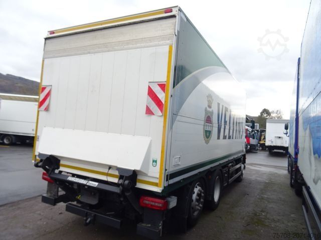 LKW mit Getränkeaufbau MAN 26.360 TGS*Schwenkwand*20 Pal*Lift/Lenk*2,5t LBW