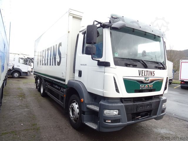 LKW mit Getränkeaufbau MAN 26.360 TGS*Schwenkwand*20 Pal*Lift/Lenk*2,5t LBW
