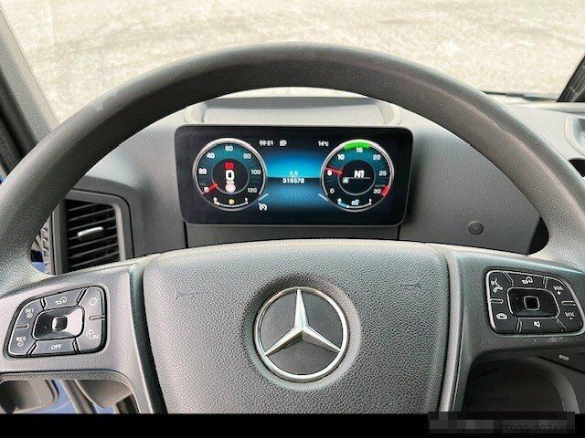 LKW-Fahrgestell MERCEDES-BENZ Actros 1832 L Koffer LBW 1,5t+Koffer 8,1m+Klima