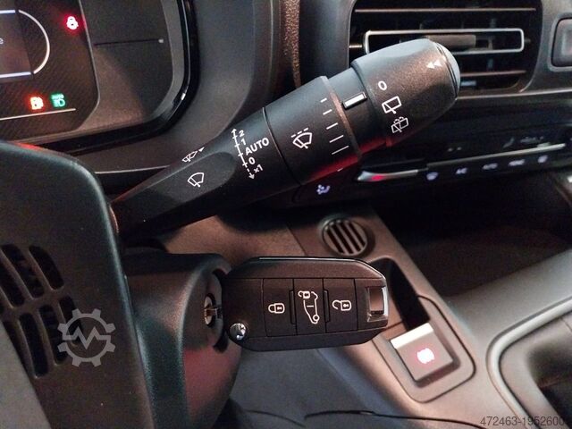 Customized van FIAT - Doblò - 1.5 BlueHdi 130CV n1