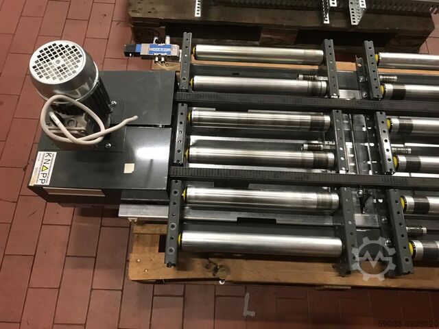 Conveyor belt converter  