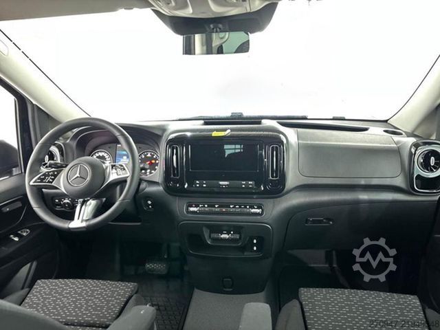Minibus MERCEDES-BENZ Vito 116 Tourer PRO 4x4 lang STANDHZ DISTRONIC