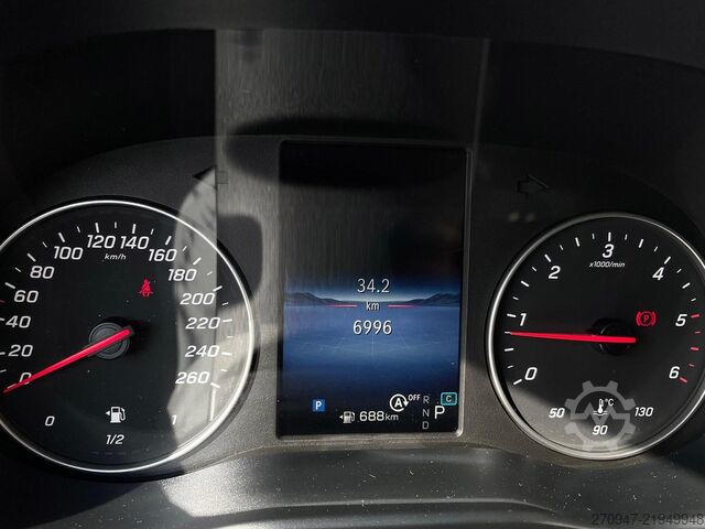 Minibus MERCEDES-BENZ Vito 116 Tourer PRO 4x4 lang STANDHZ DISTRONIC