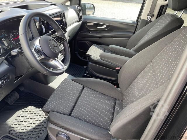 Minibus MERCEDES-BENZ Vito 116 Tourer PRO 4x4 lang STANDHZ DISTRONIC