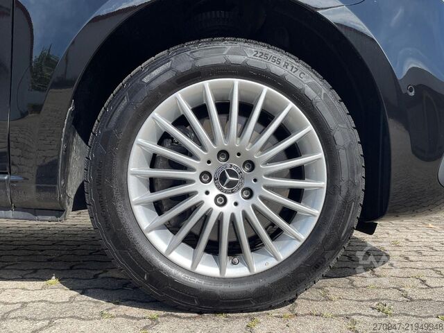 Minibus MERCEDES-BENZ Vito 116 Tourer PRO 4x4 lang STANDHZ DISTRONIC
