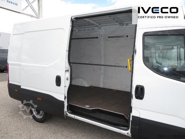 High top van IVECO Daily 35S16A8V Automatik, Klima, RS 3520mm