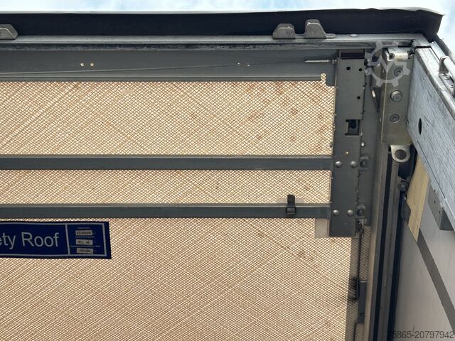 Schiebeplanen Schmitz Cargobull SCB S3T / Schuifzeil / Kooi Aap / Lift + Stuura...