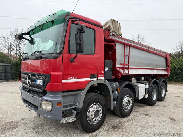 Kipper LKW Mercedes-Benz 4148 K
