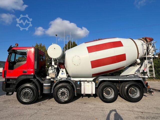 Betonmischer LKW Iveco Trakker 450