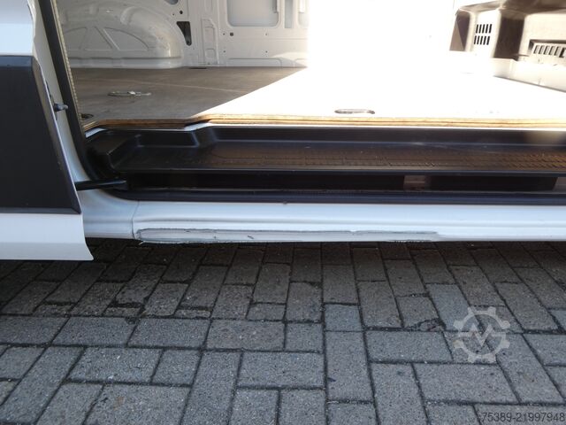 High top van VW Crafter  35L2H2 177PS Automatik ACC
