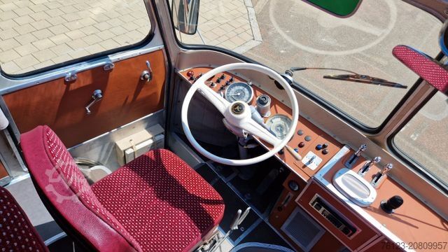 Reisebus SETRA Kässbohrer  Setra S 6, S 9 Oldtimerbus Oldi