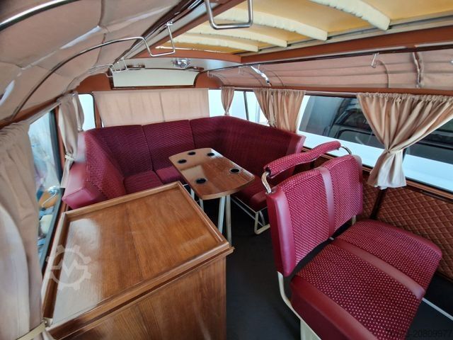 Kleinbus MERCEDES-BENZ Vorgänger Sprinter O 319 Samba mit Faltdach AC