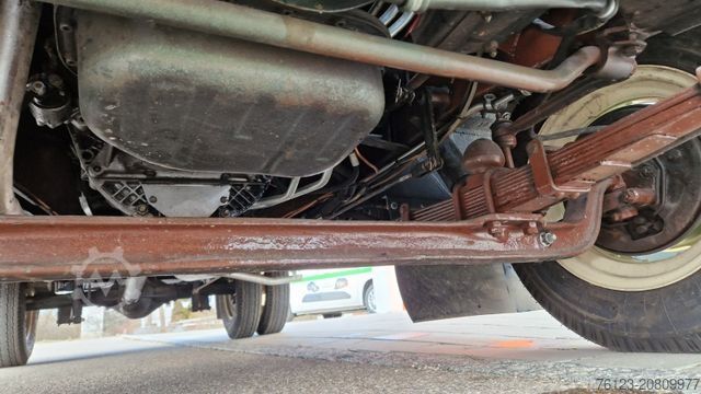 Kleinbus MERCEDES-BENZ Vorgänger Sprinter O 319 Samba mit Faltdach AC