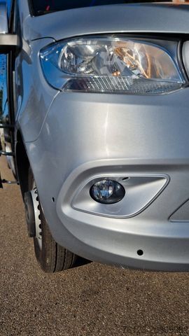 Kleinbus MERCEDES-BENZ 519 und 517 Glasdach XXL  20 Sitze Stock