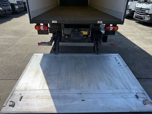Box truck MERCEDES-BENZ ATEGO 1223 L Koffer 7,1 m LBW 1,5 T*3-Sitzer+AHK