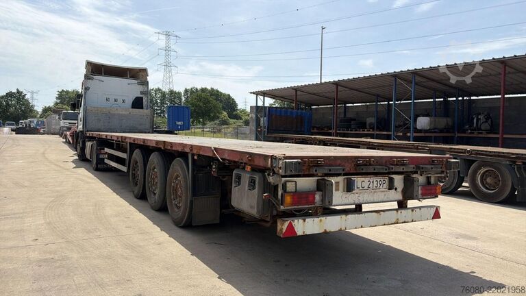 Flatbed Schmitz Cargobull SK027PLUSFP (DISC BRAKES / MERCEDES AXLES)