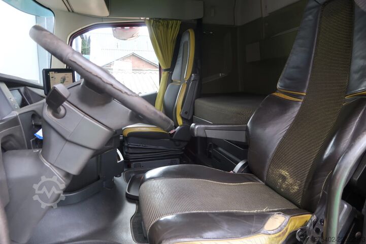 Hook arm system Volvo FH 16.650 8X2*6/ FULL AIR/ HIAB 24T/ DYNAMIC ST...