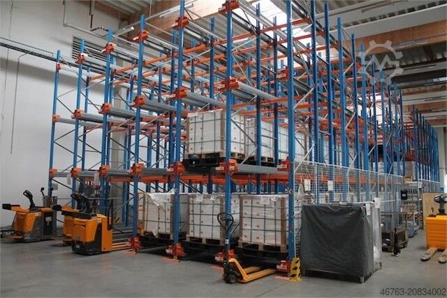 Hochregallager Stow Atlas Shuttle 3.1