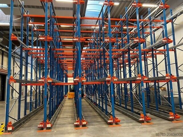 Hochregallager Stow Atlas Shuttle 3.1