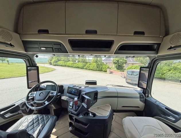 Refrigerated truck MERCEDES-BENZ Actros 963-4-A