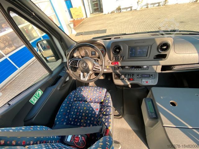 Minibus MERCEDES-BENZ Sprinter EV Novus Cityline Sitzplätze 13 +2Klap