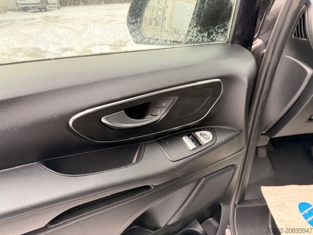 Kleinbus Mercedes-Benz Vito Tourer 114 CDI Pro 4x4 lang 9-Sitze