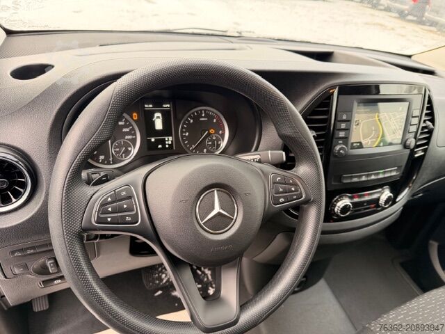 Kleinbus Mercedes-Benz Vito Tourer 114 CDI Pro 4x4 lang 9-Sitze