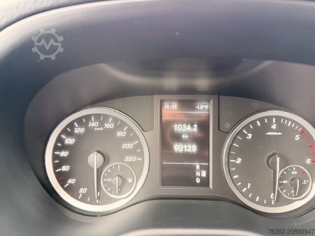 Kleinbus Mercedes-Benz Vito Tourer 114 CDI Pro 4x4 lang 9-Sitze