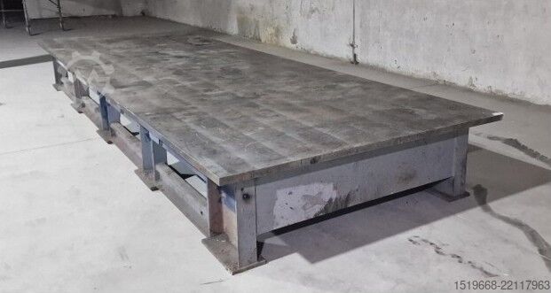 Metalworking / welding table  
