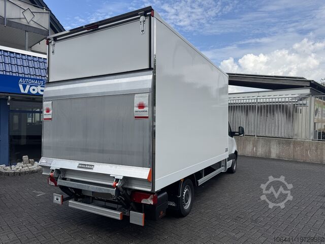 Suitcase MERCEDES-BENZ Sprinter 317 Kofferaufbau LBW