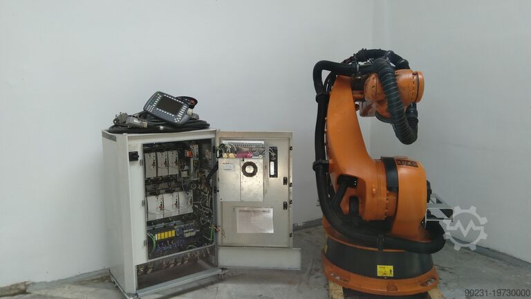 Industrieroboter KUKA KRC2 KR 210 2000 2004 MODEL
