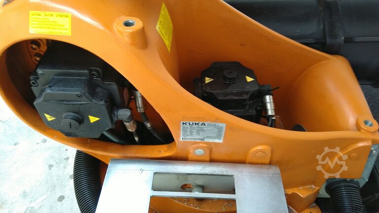 Industrieroboter KUKA KRC2 KR 210 2000 2004 MODEL