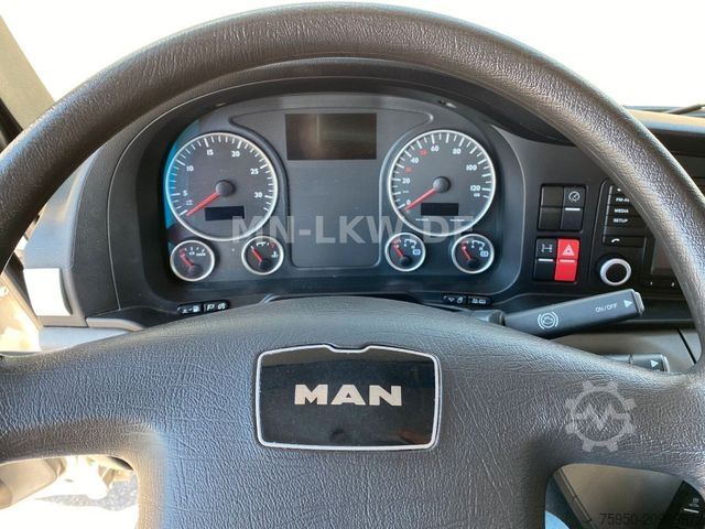 Box truck MAN TGM 18.290 KOFFER RENNSPORT WOHNABTEIL LBW 3t