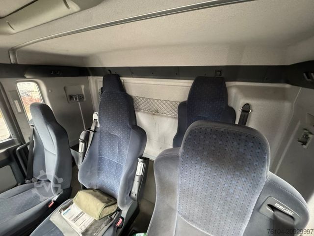 Swap body truck MAN 18.350 TGA BDF L-Haus 5-Sitzer 261TKM