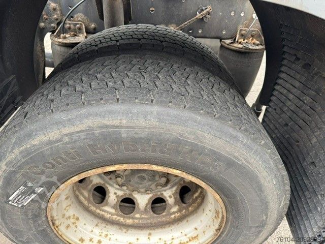 Swap body truck MAN 18.350 TGA BDF L-Haus 5-Sitzer 261TKM