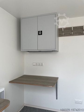 Swap chassis trailer  Wiese Abrollcontainer für Baustelle/Werkstatt/..