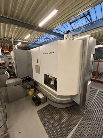 Universal machining center Deckel Maho DMU 60 T