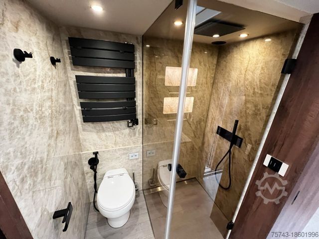 Viehtransporter LKW MERCEDES-BENZ ACTROS 2651 MOTOHOME 3 Pop-Out Vollausstattung