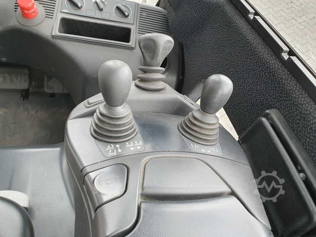 Frontstapler LINDE E14 - 02 / Triplex: 4.00m! / SS / nur 2.119h!