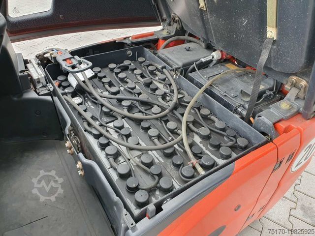 Frontstapler LINDE E14 - 02 / Triplex: 4.00m! / SS / nur 1.777h!