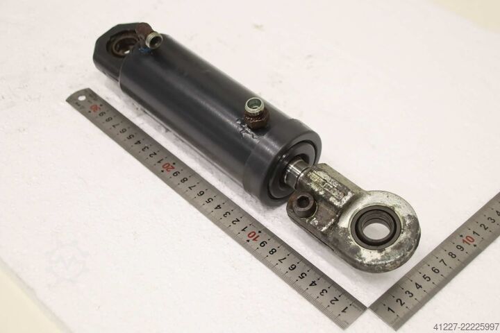 Hydraulikzylinder Linde 613596  Hub 180 mm